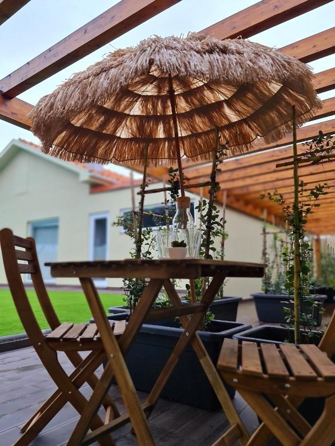 Villas Com Piscina บีลาโนวาเดกายา ภายนอก รูปภาพ