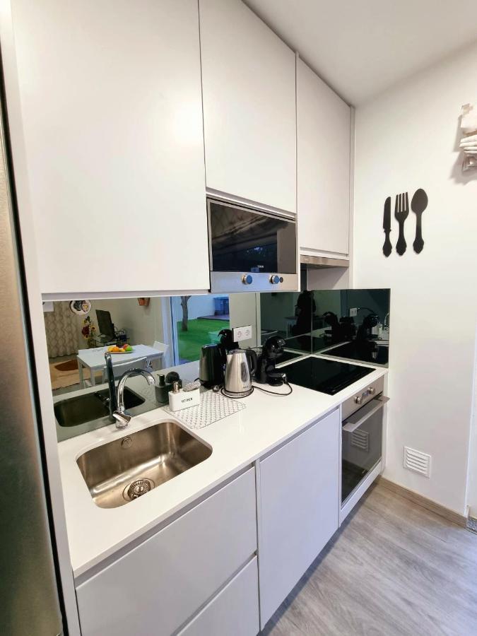 Villas Com Piscina บีลาโนวาเดกายา ภายนอก รูปภาพ