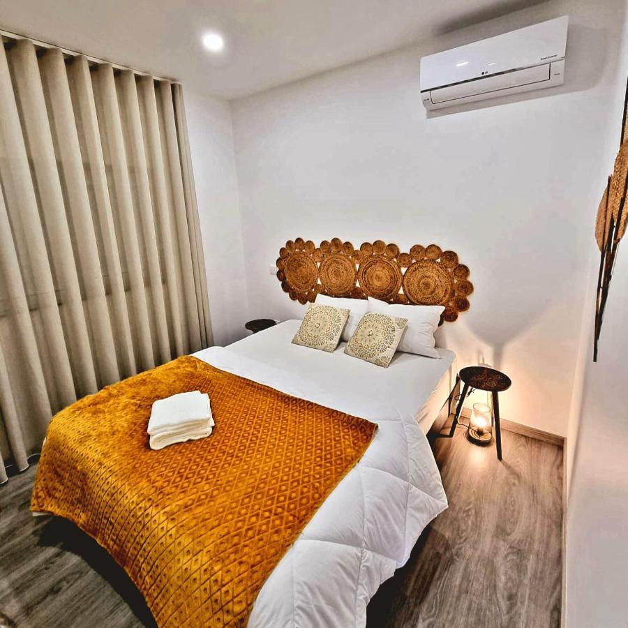 Villas Com Piscina บีลาโนวาเดกายา ภายนอก รูปภาพ