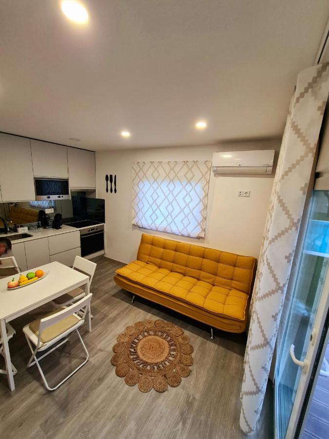 Villas Com Piscina บีลาโนวาเดกายา ภายนอก รูปภาพ